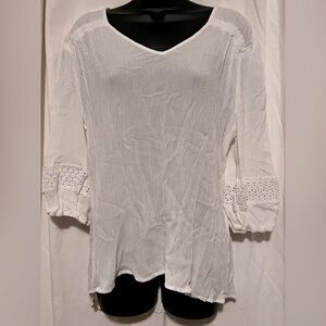 Cure Women's White Blouse Sz XL Sheer & Sexy V-Neck Hi/Low & 3/4 Puffed Sleeve